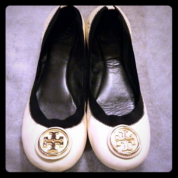 Tory Burch Shoes - TORY BURCH CREAM AND BLACK FLATS